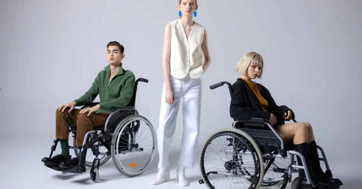 Comment choisir des accessoires de mode accessibles pour tous