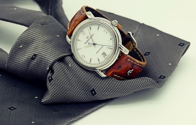 Comment choisir des accessoires de mode accessibles pour tous