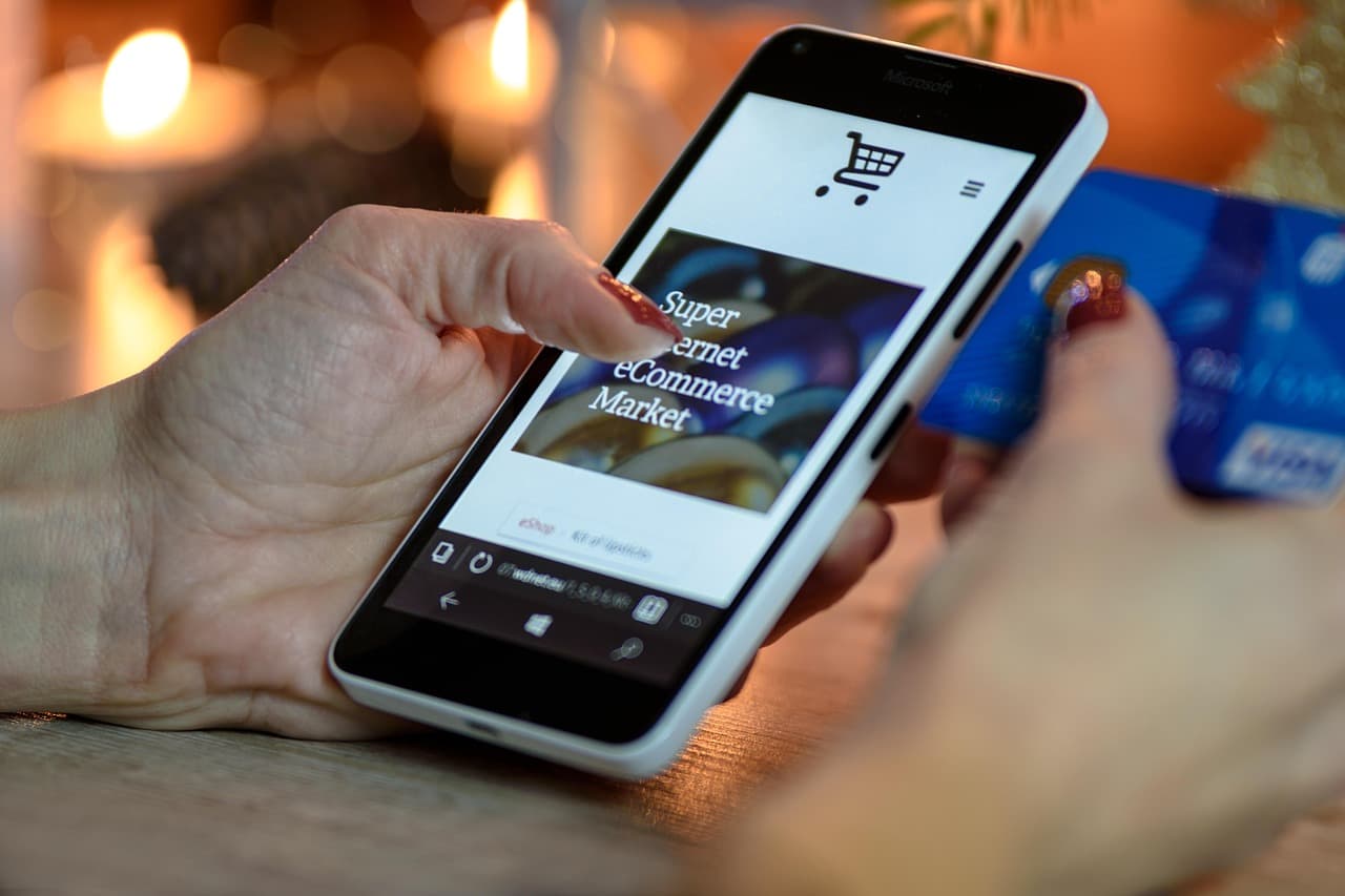 Comment bien choisir un site de shopping accessible
